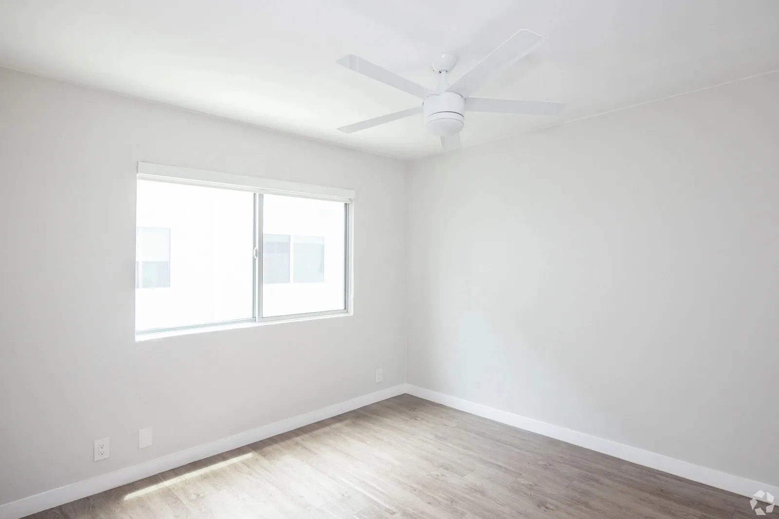 property for rent #9