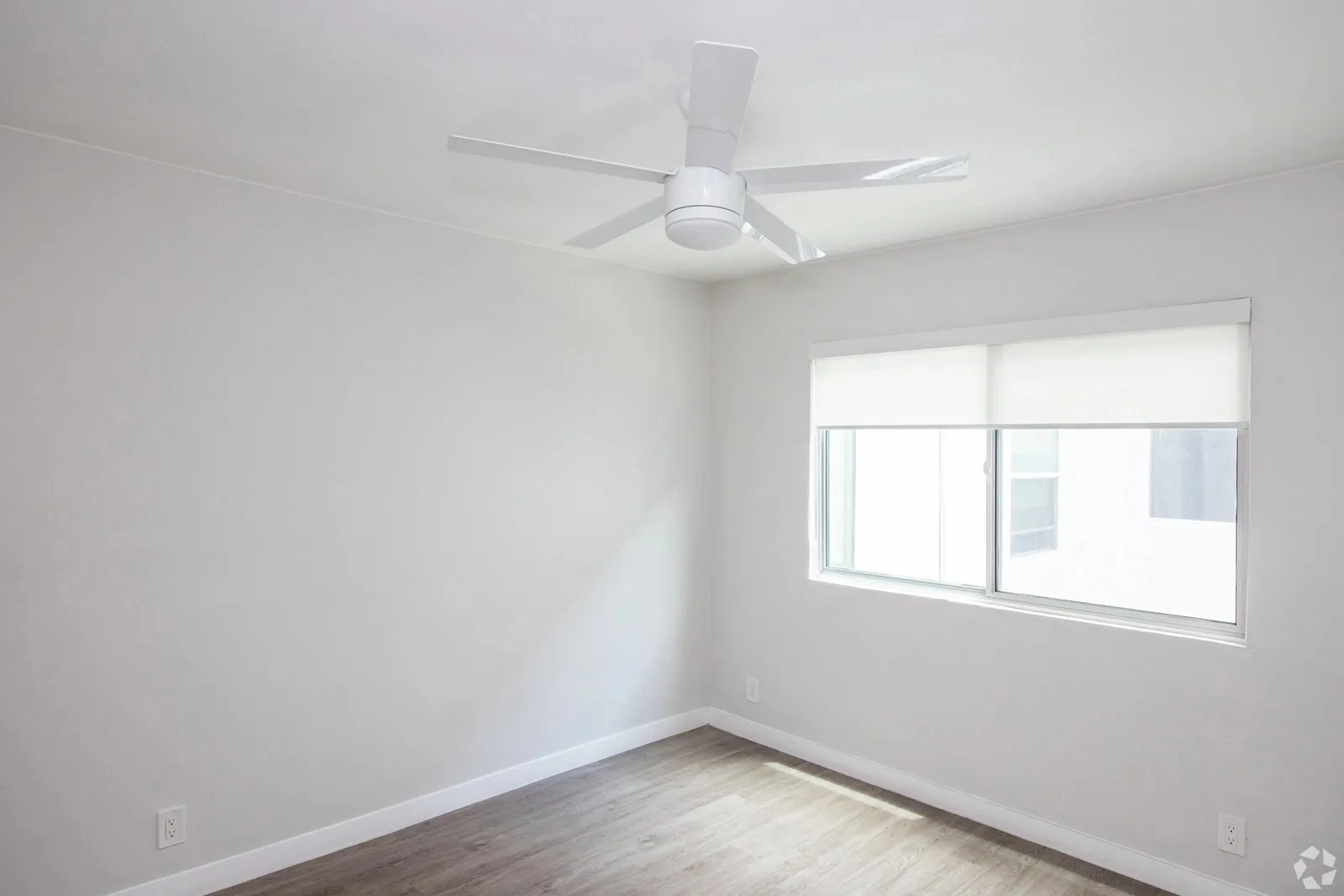 property for rent #10