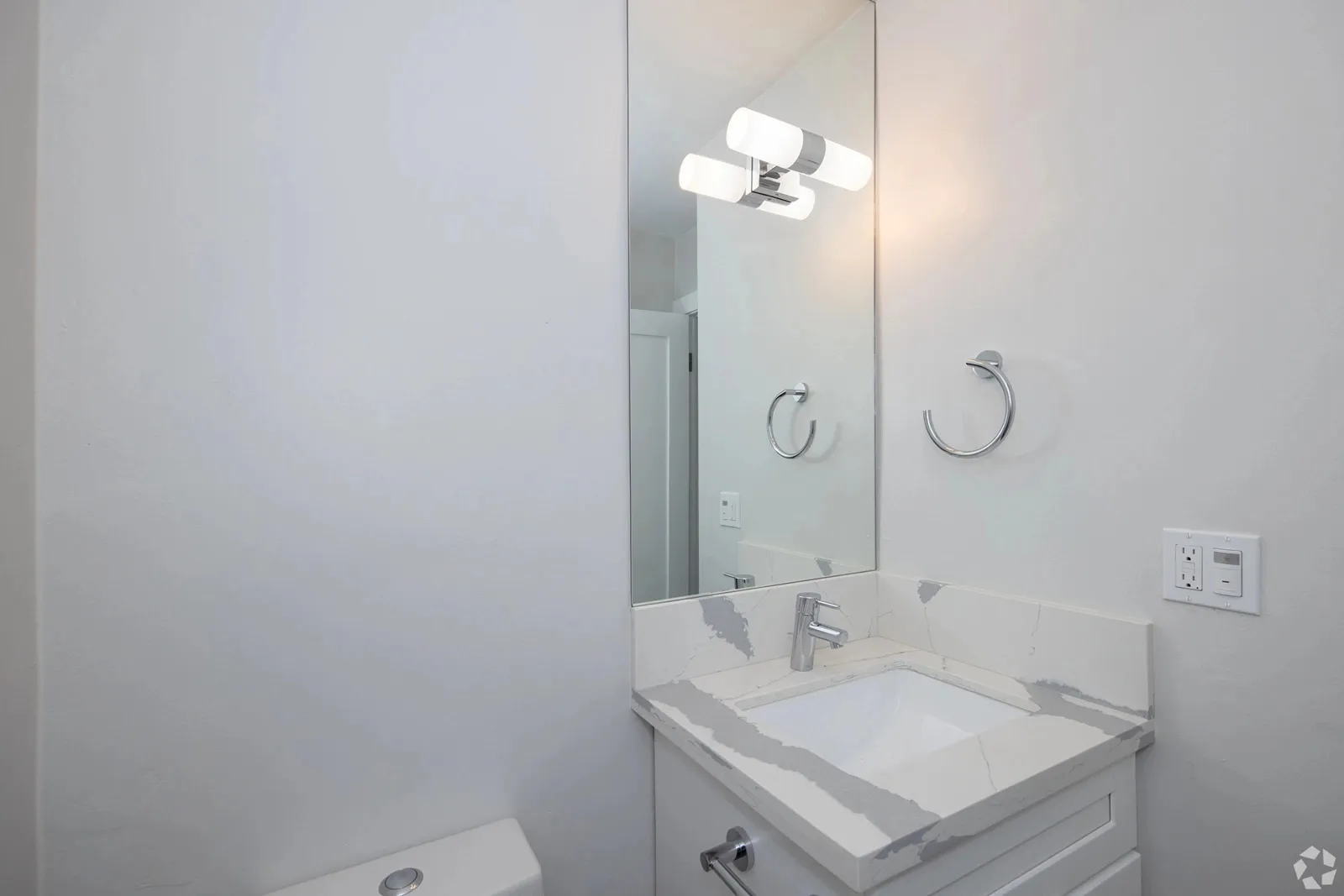 property for rent #13