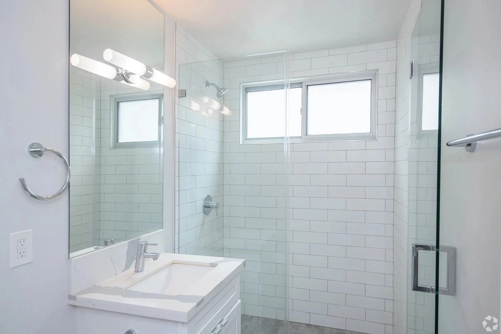 property for rent #15