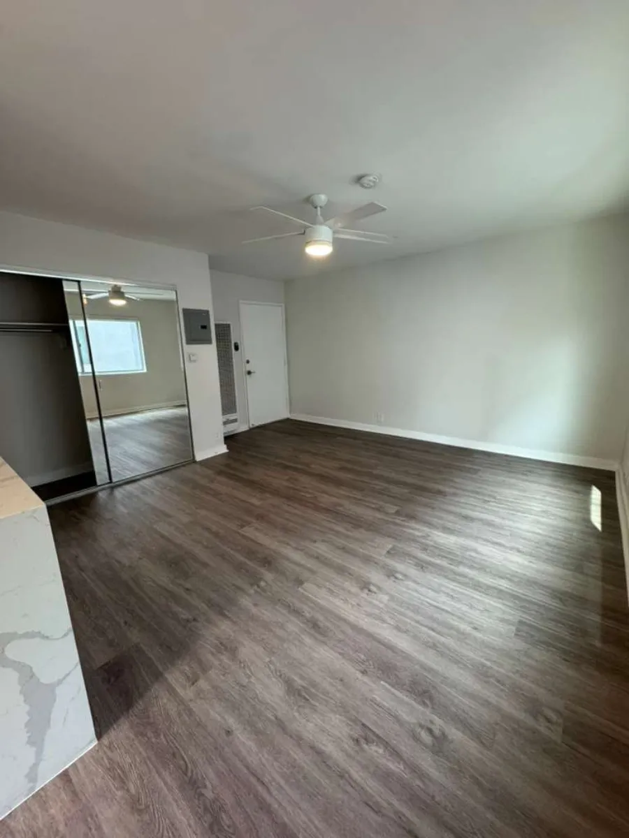 property for rent #11