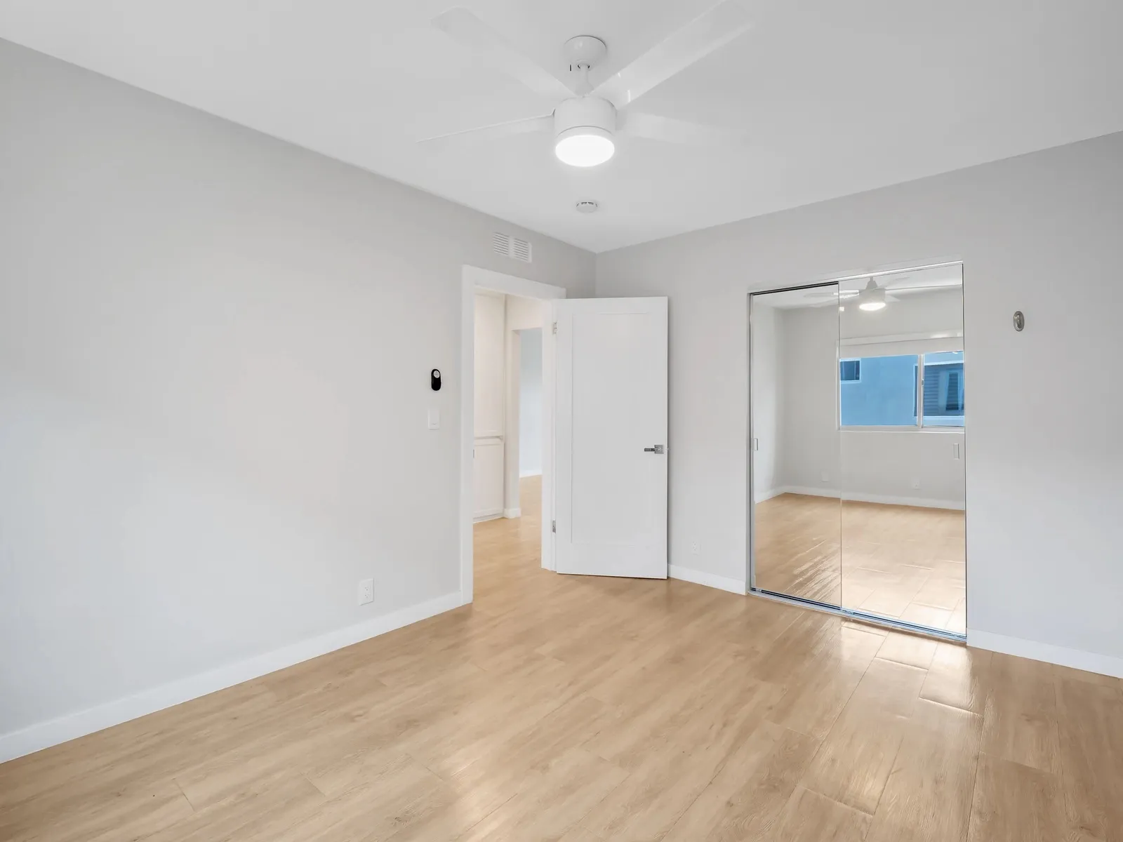 property for rent #11