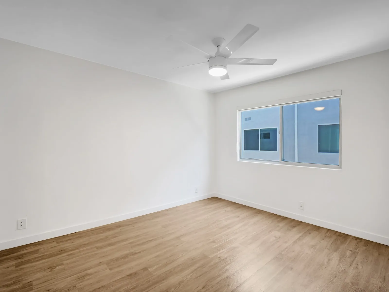 property for rent #10