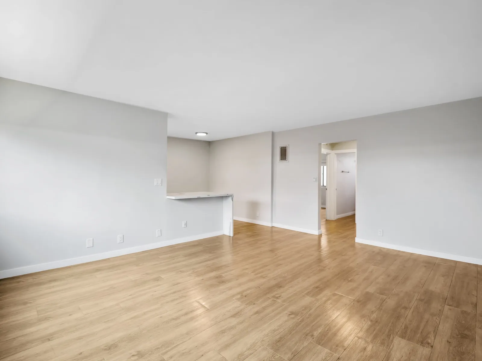 property for rent #10