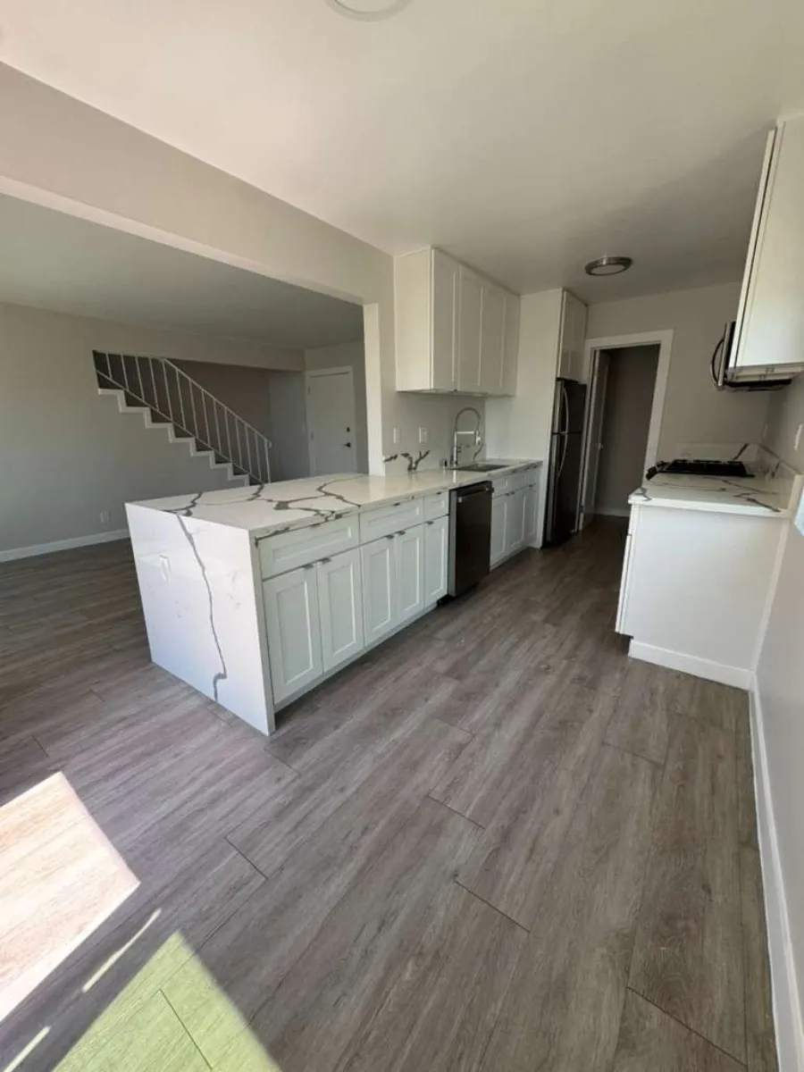 property for rent #4