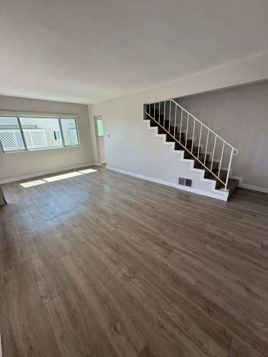 property for rent #13