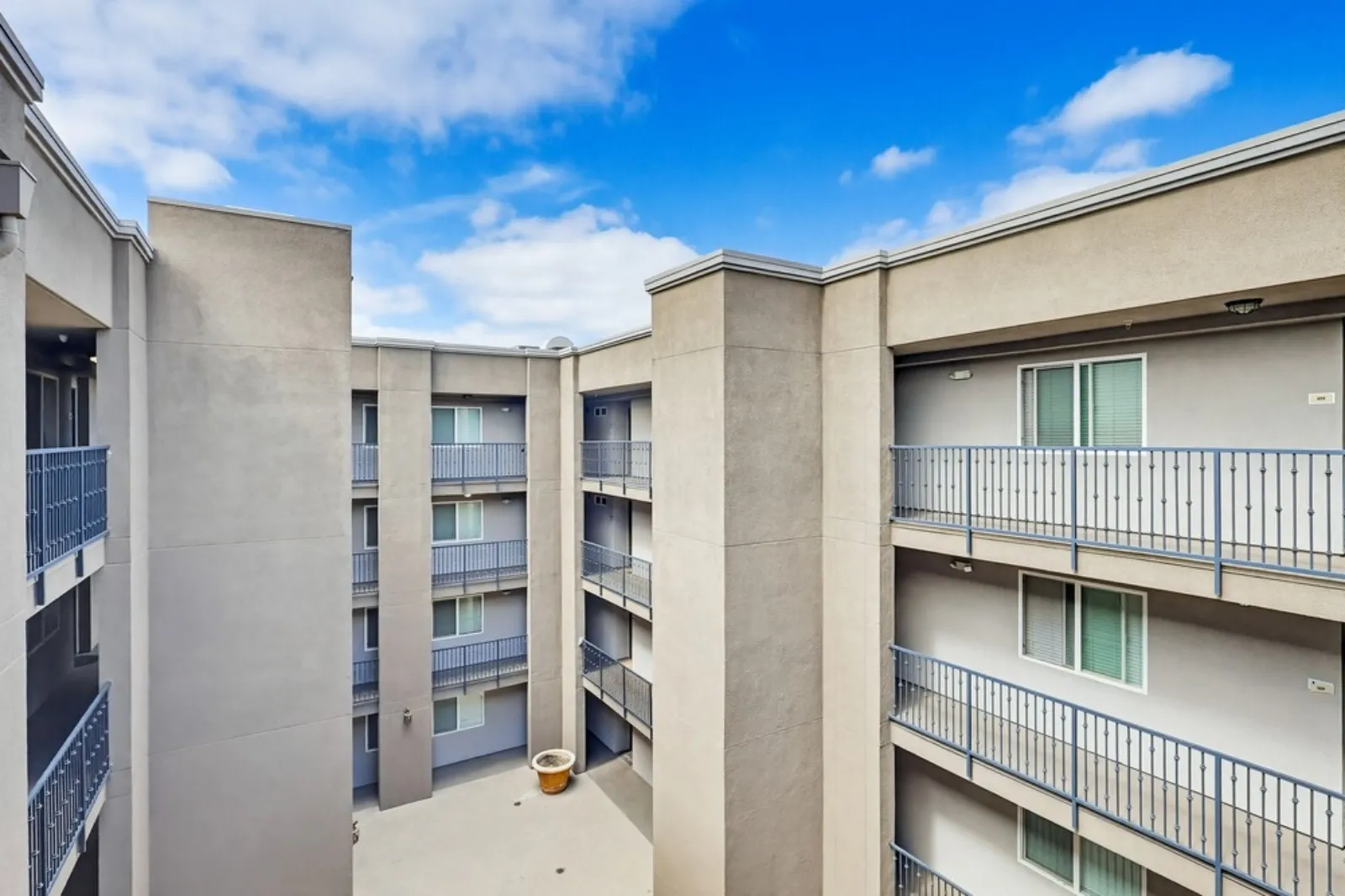 property for rent #27