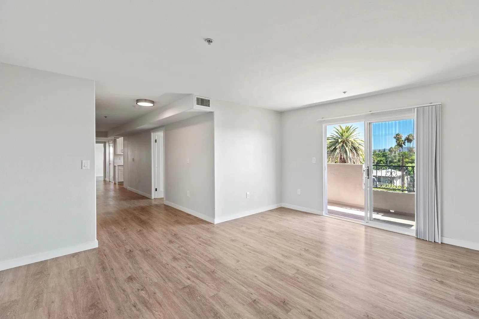 property for rent #10