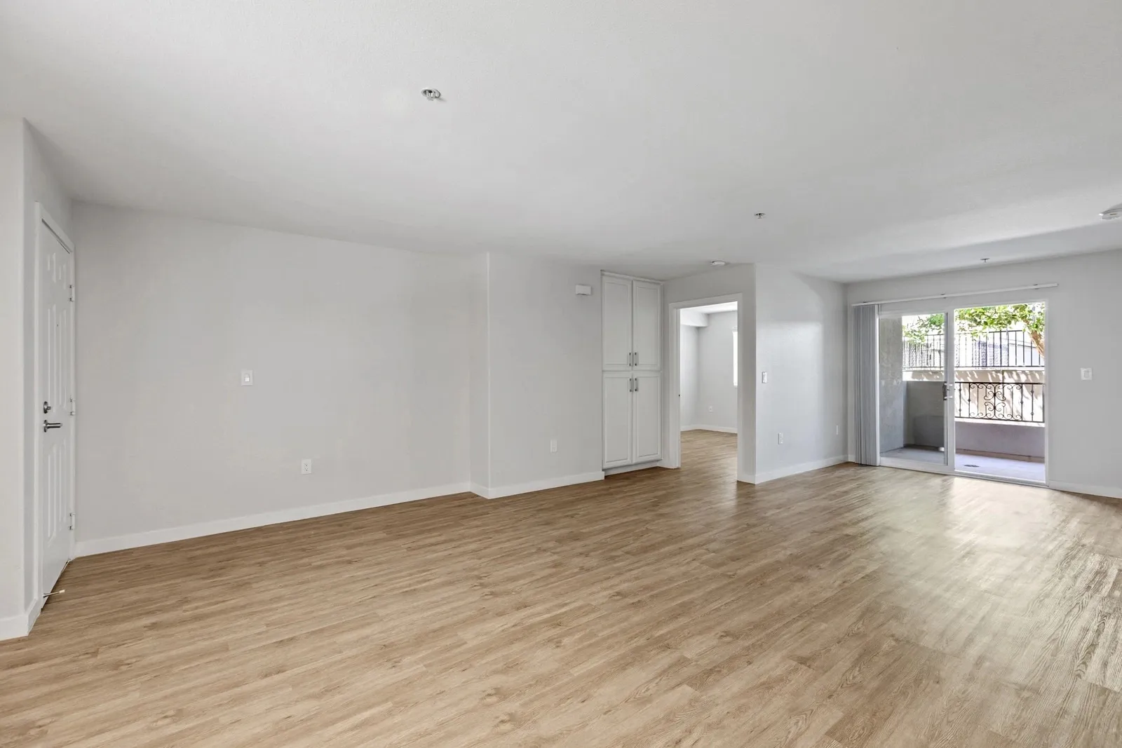 property for rent #19