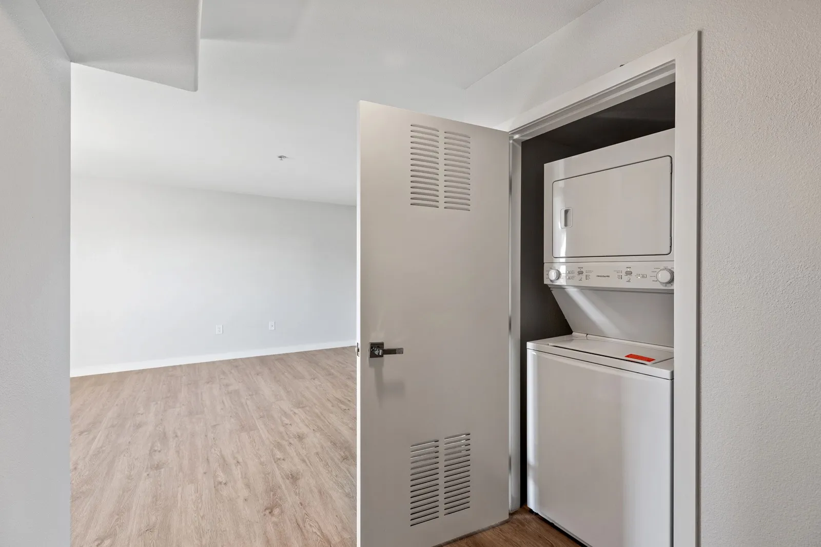 property for rent #36