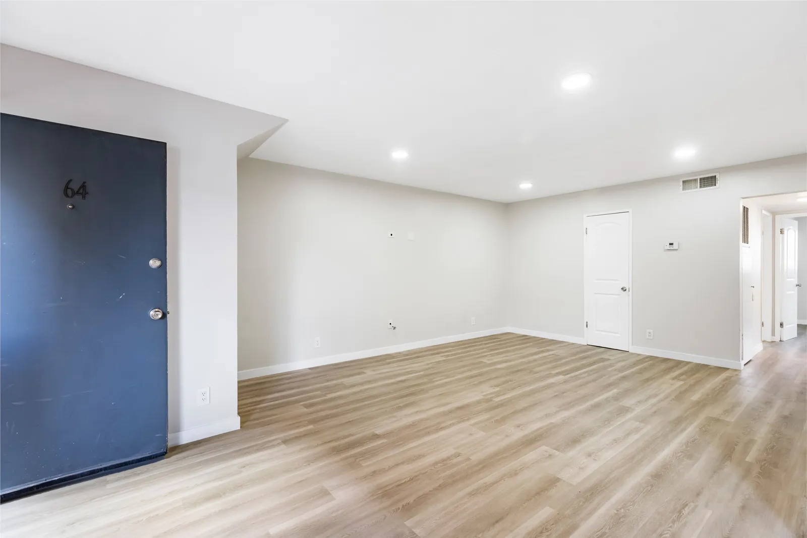 property for rent #9