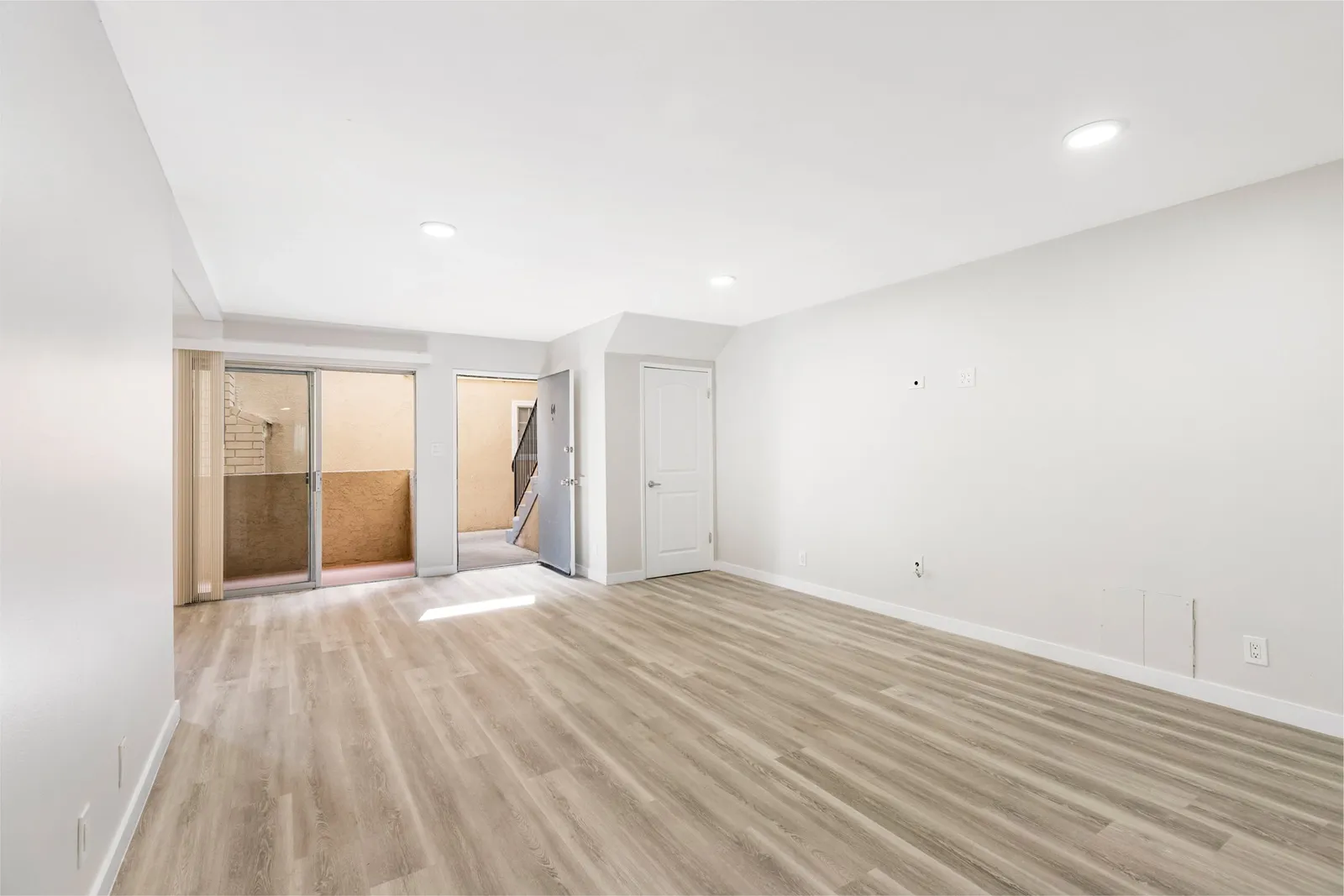 property for rent #13