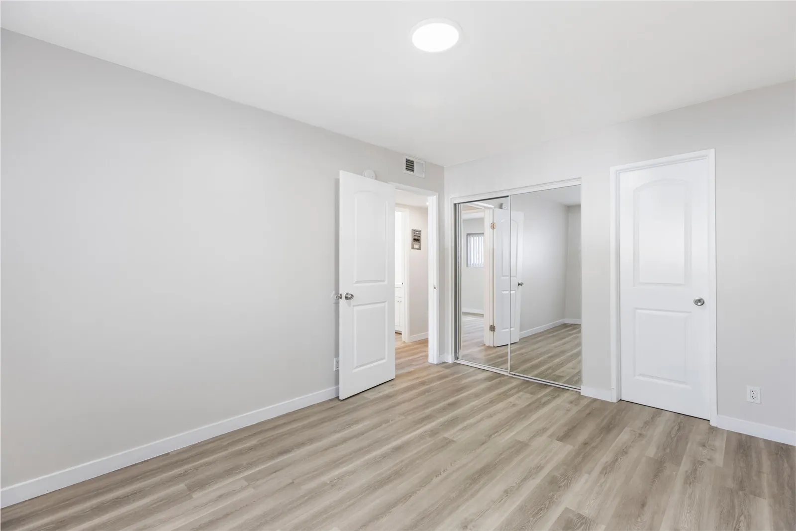 property for rent #14