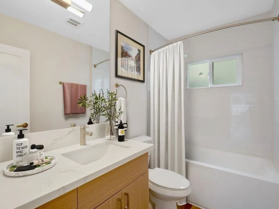 property for rent #7