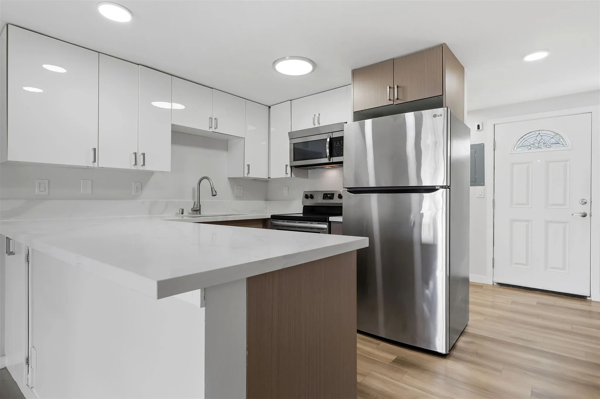 property for rent #10