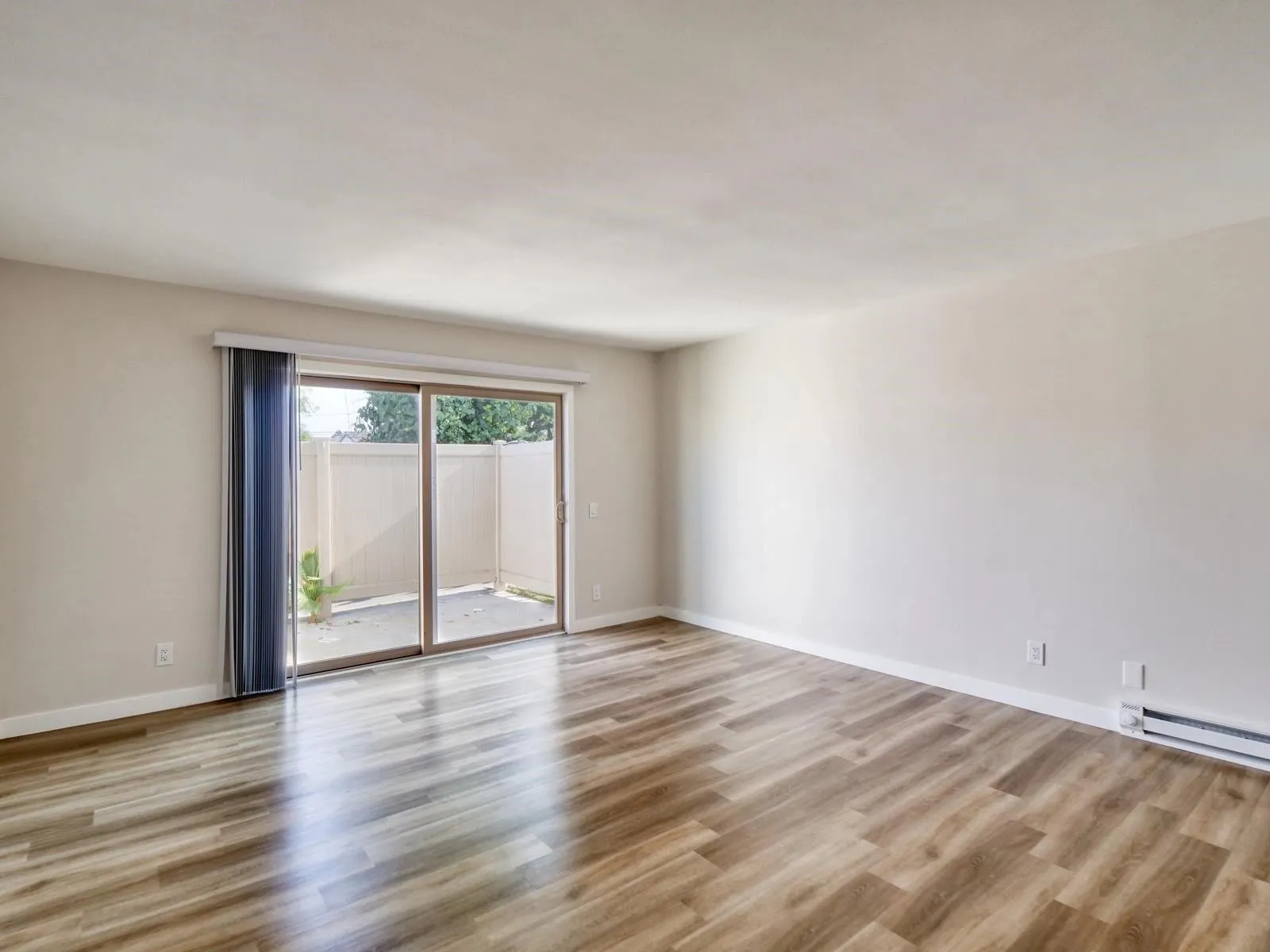 property for rent #13