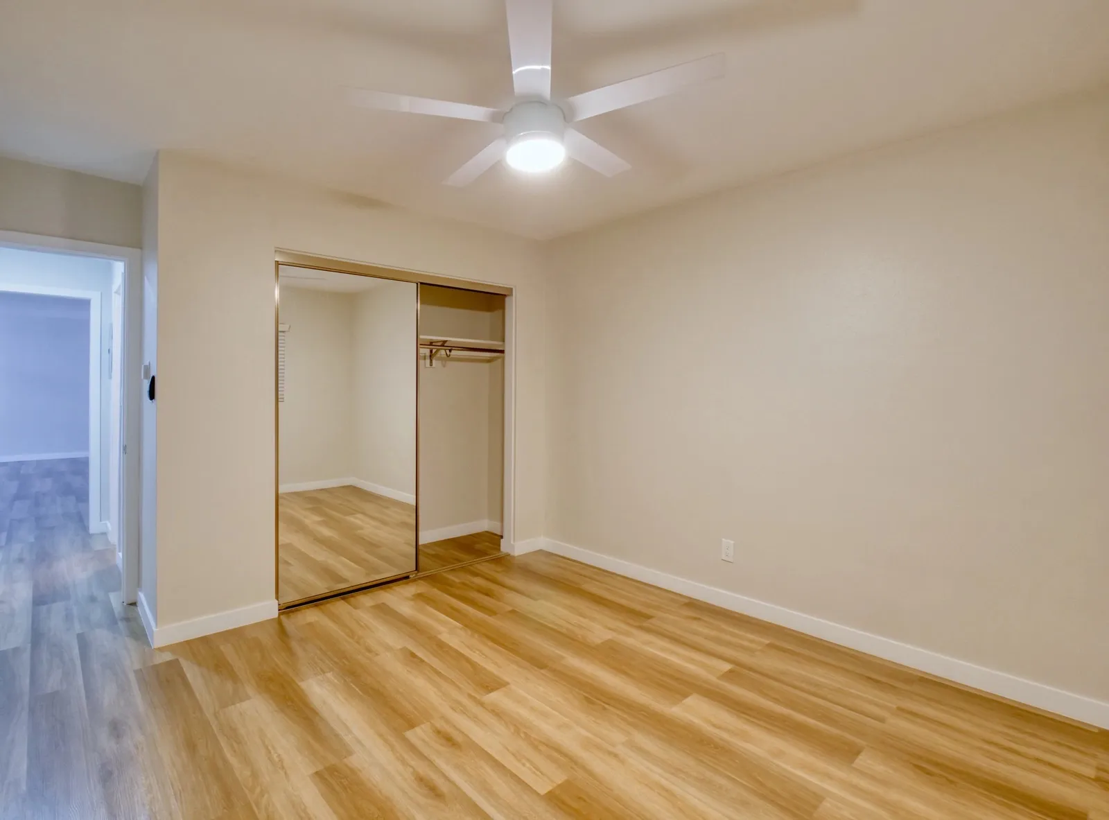 property for rent #10