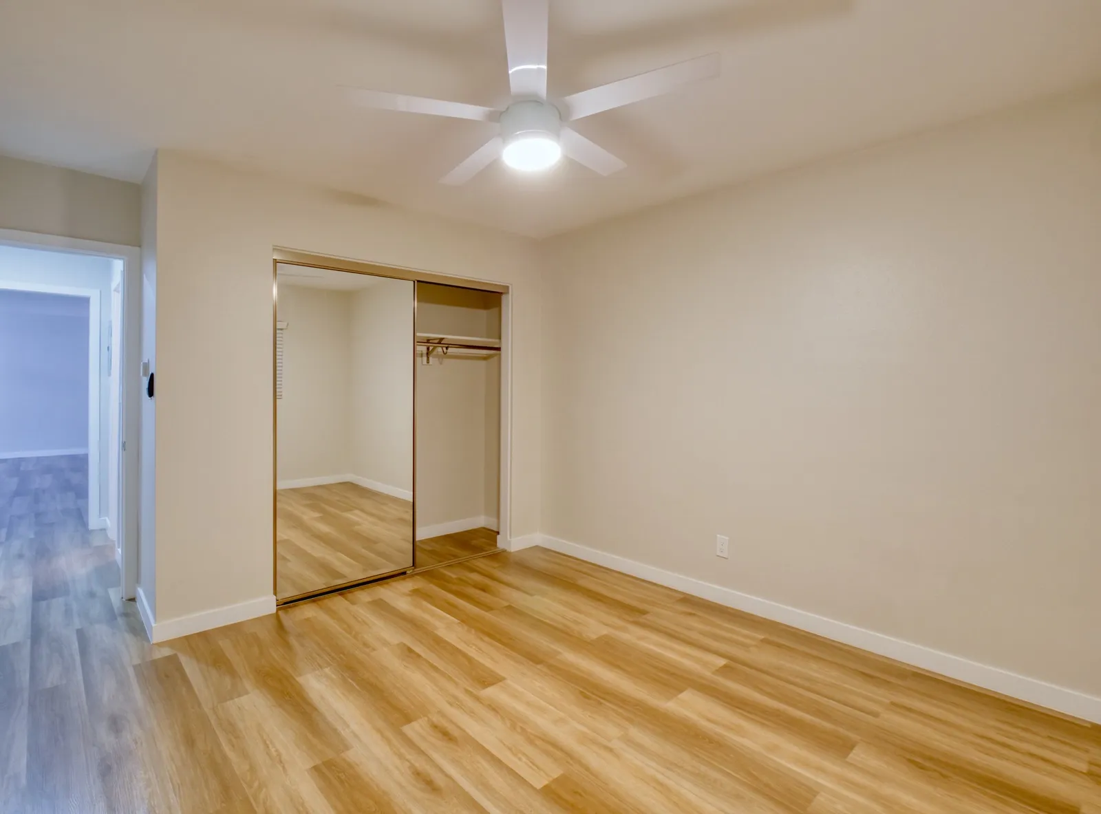 property for rent #26