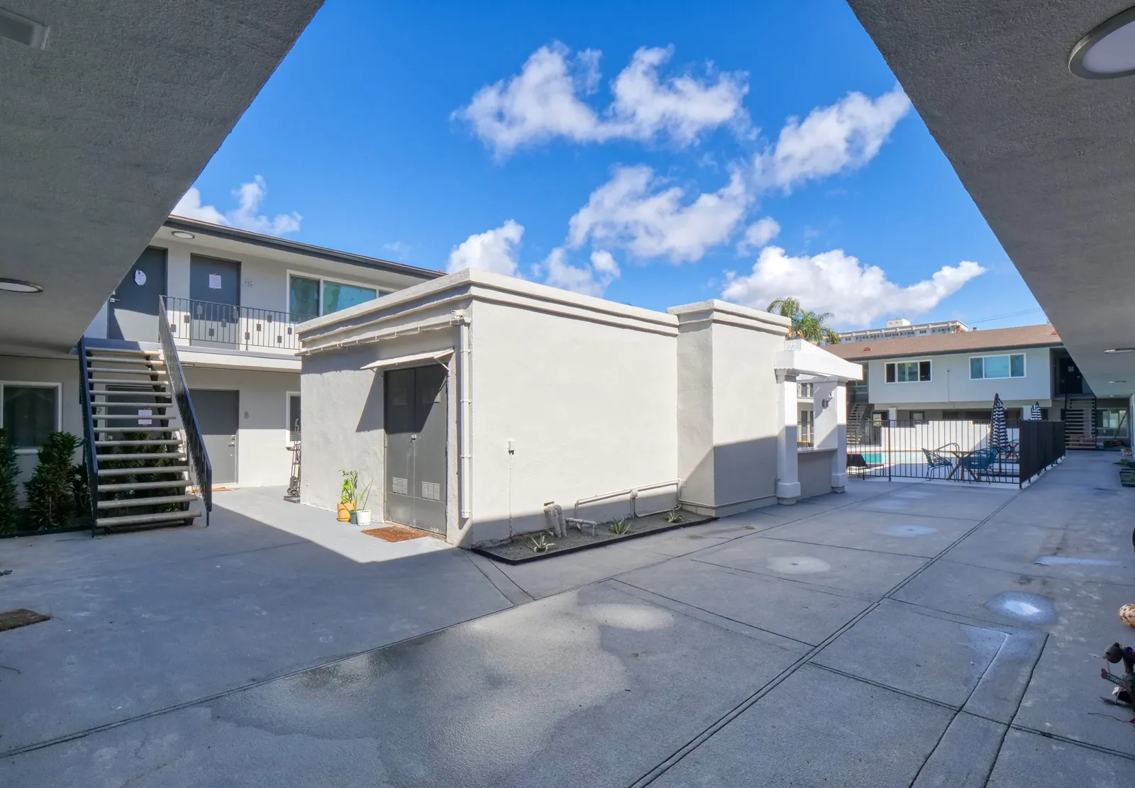 property for rent #9