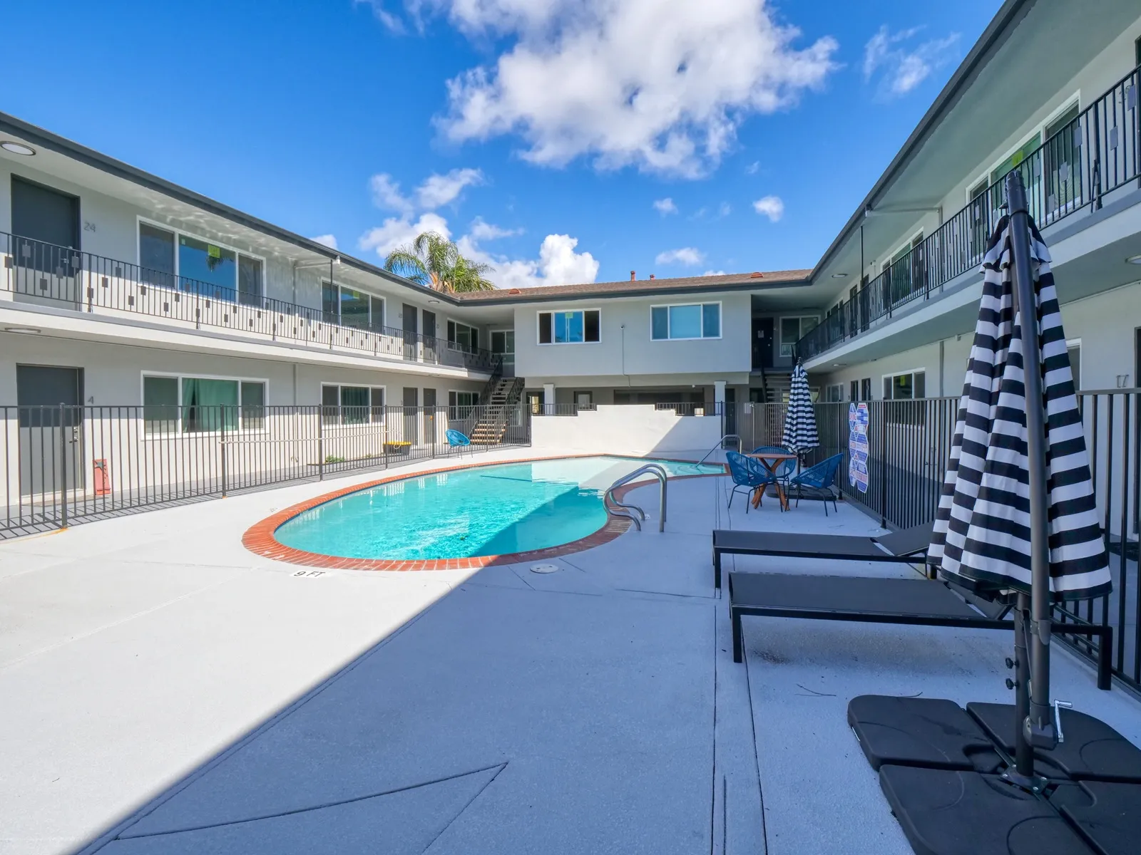 property for rent #12