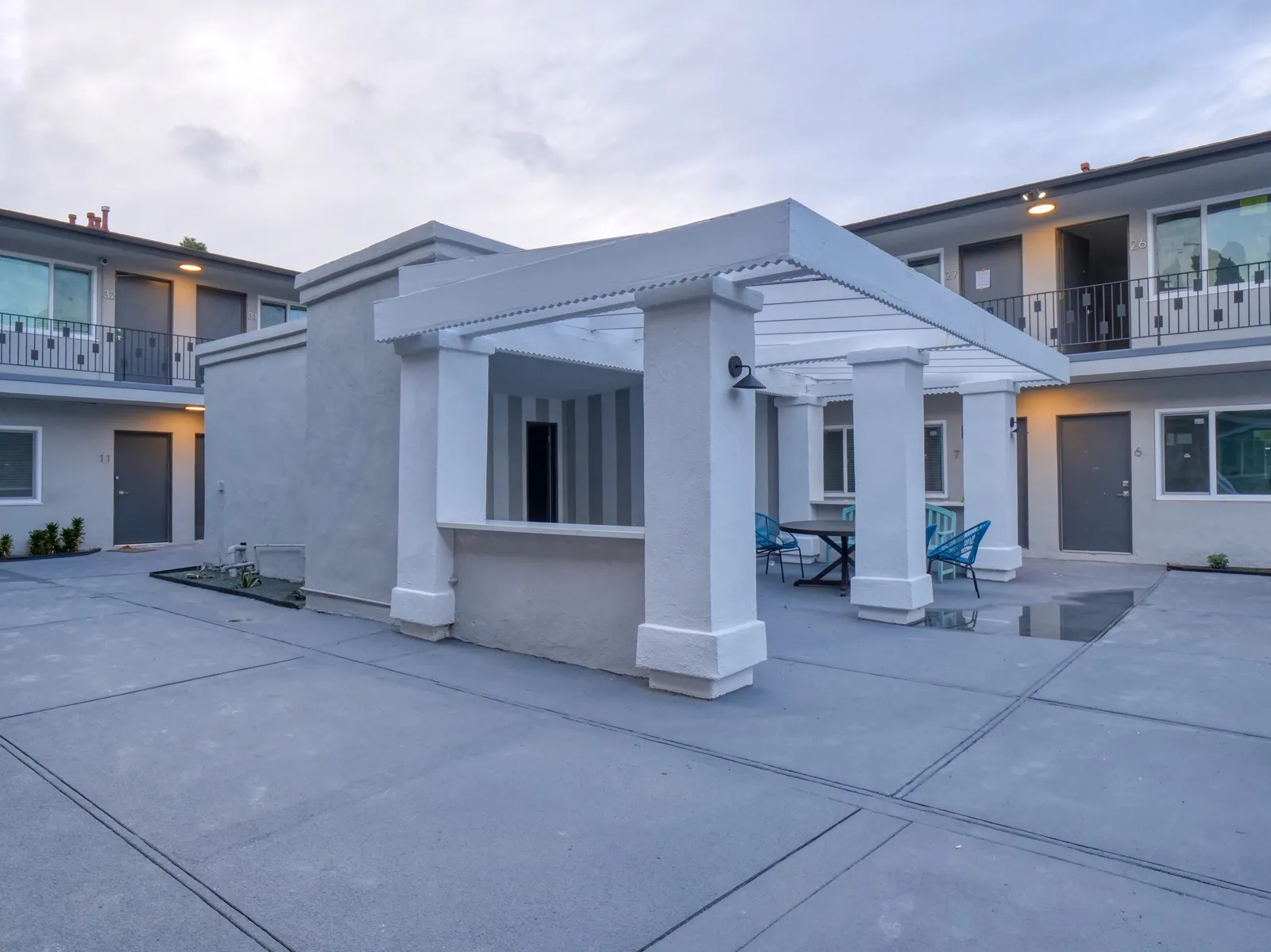 property for rent #7