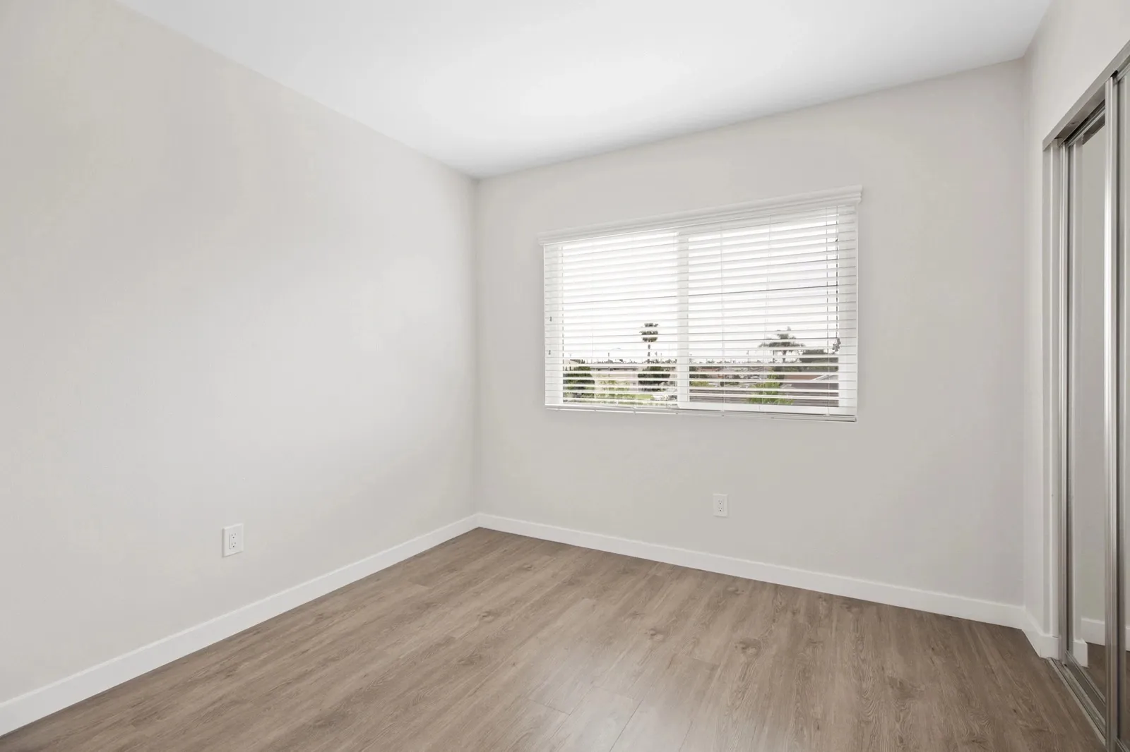 property for rent #27