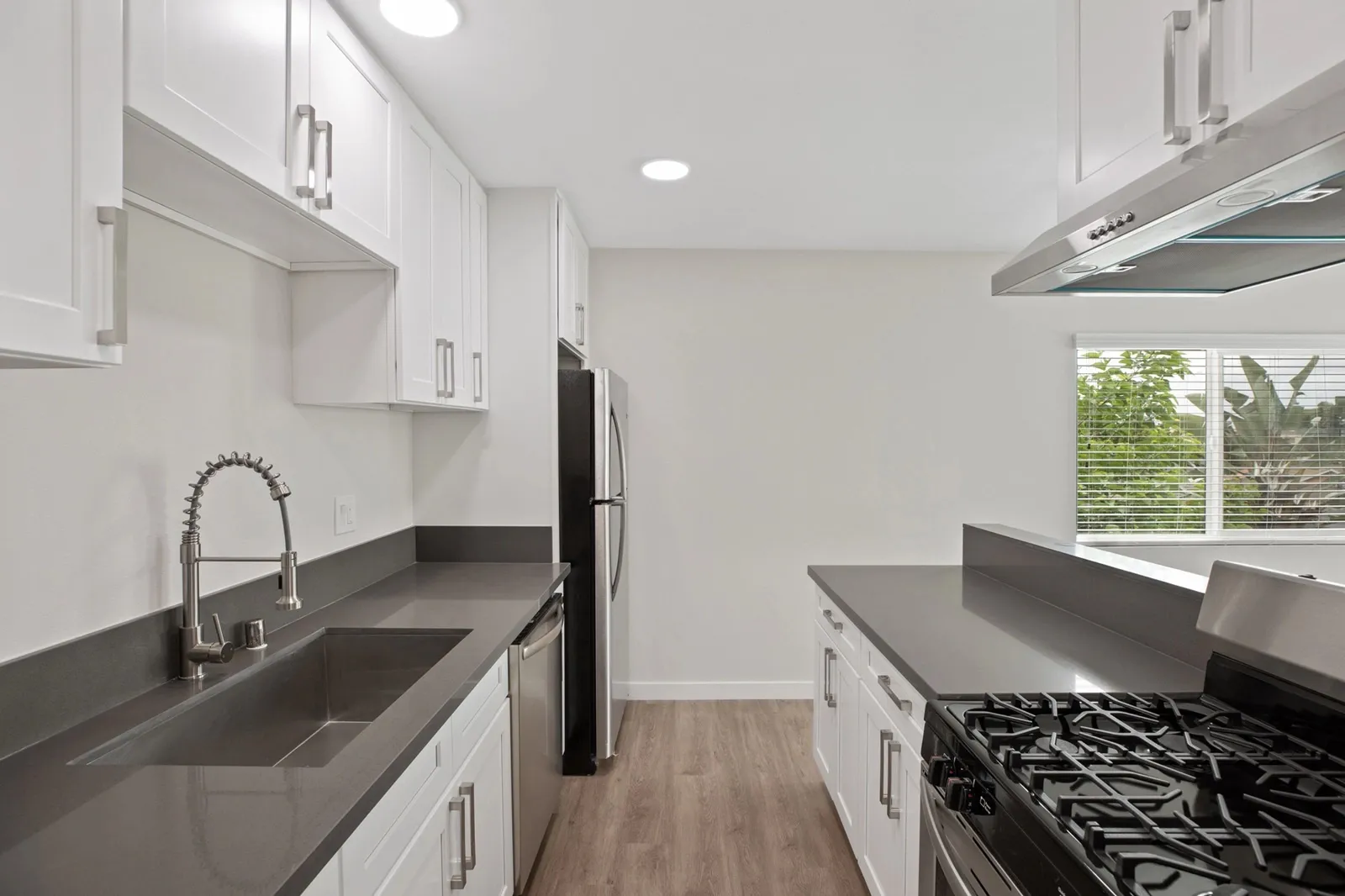 property for rent #11