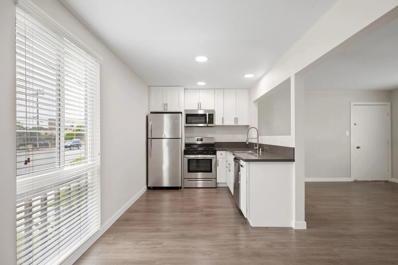 property for rent #17