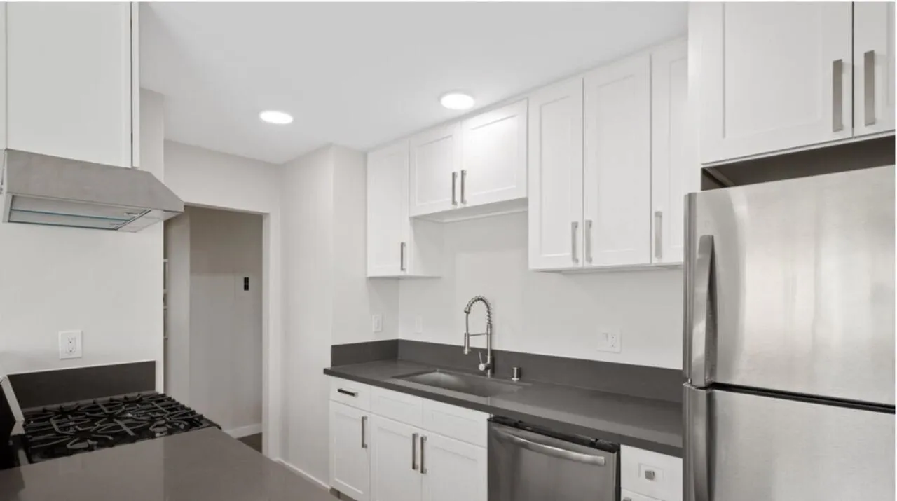 property for rent #11