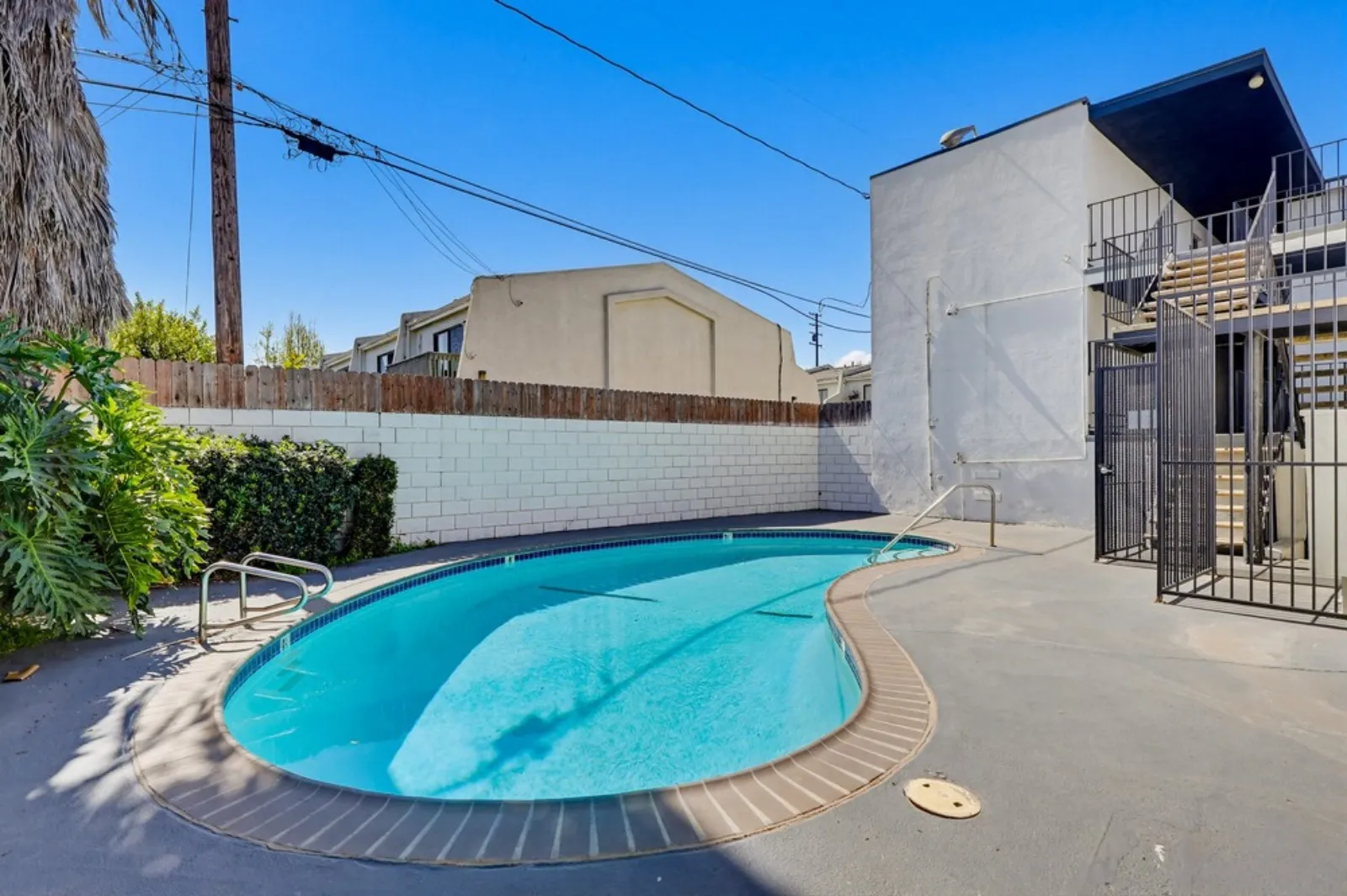 property for rent #20