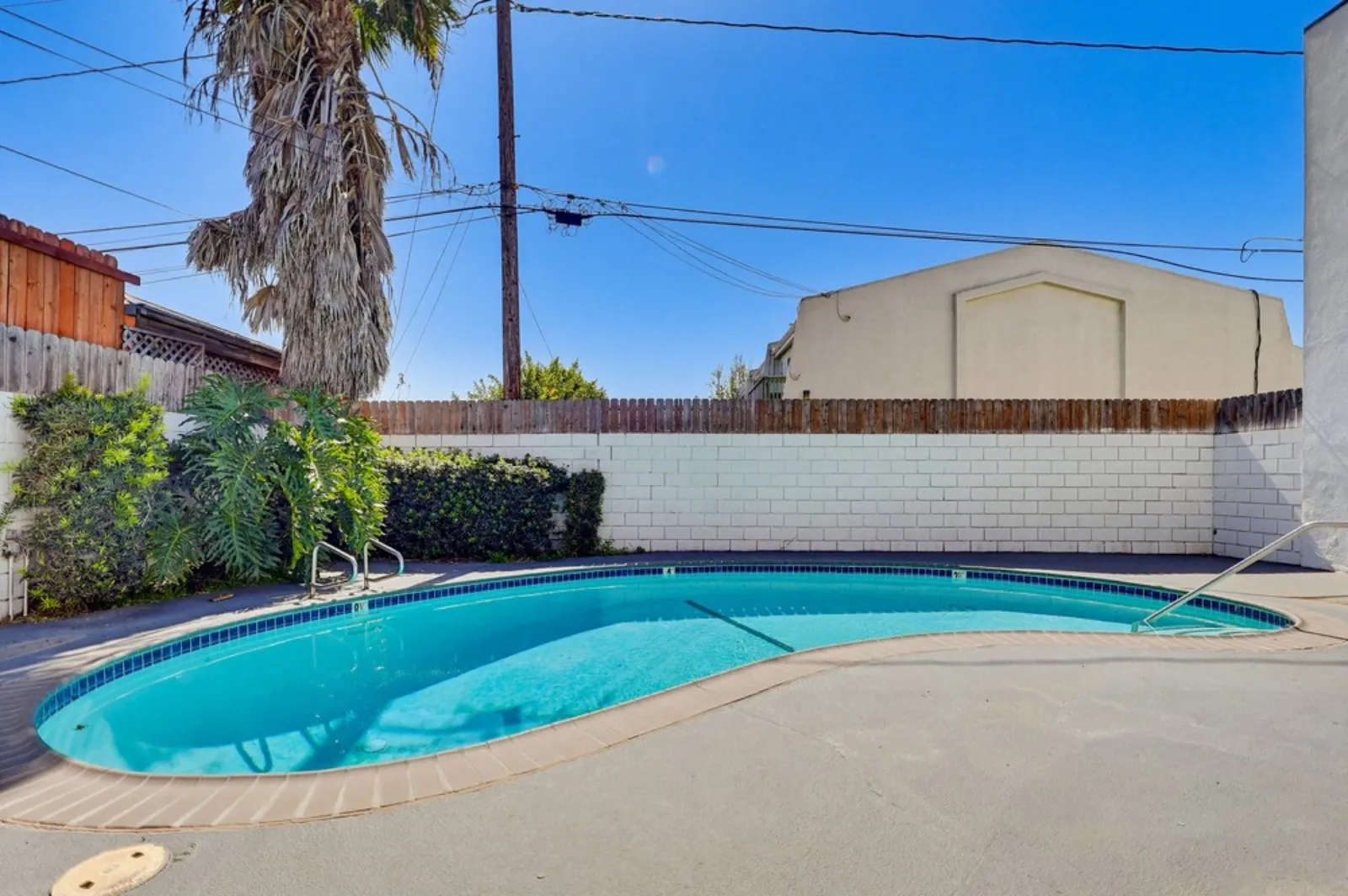 property for rent #18