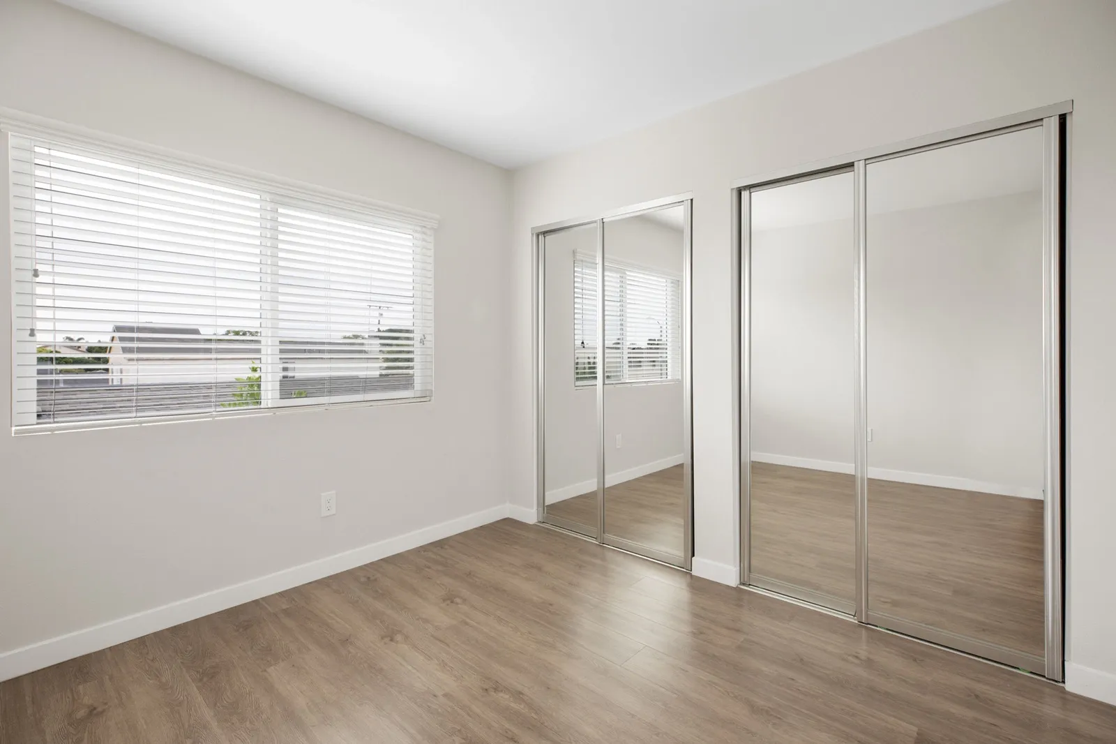 property for rent #19