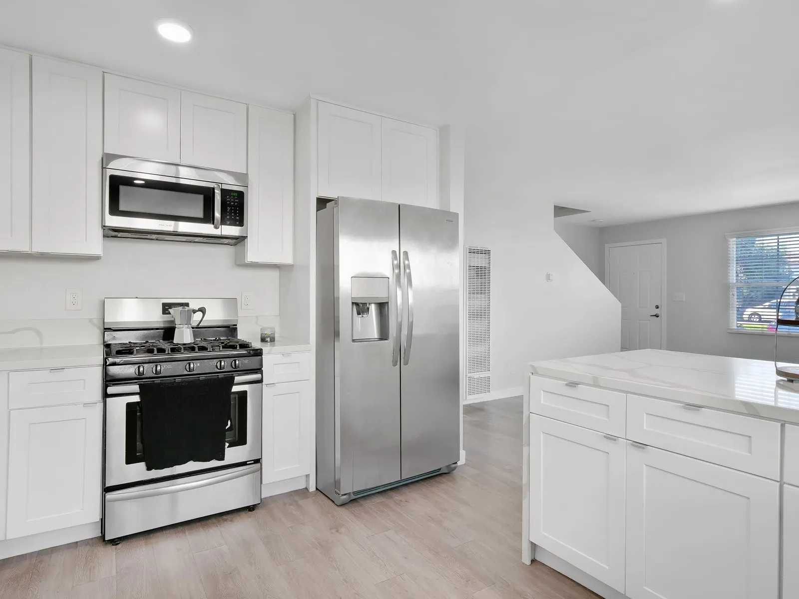 property for rent #1