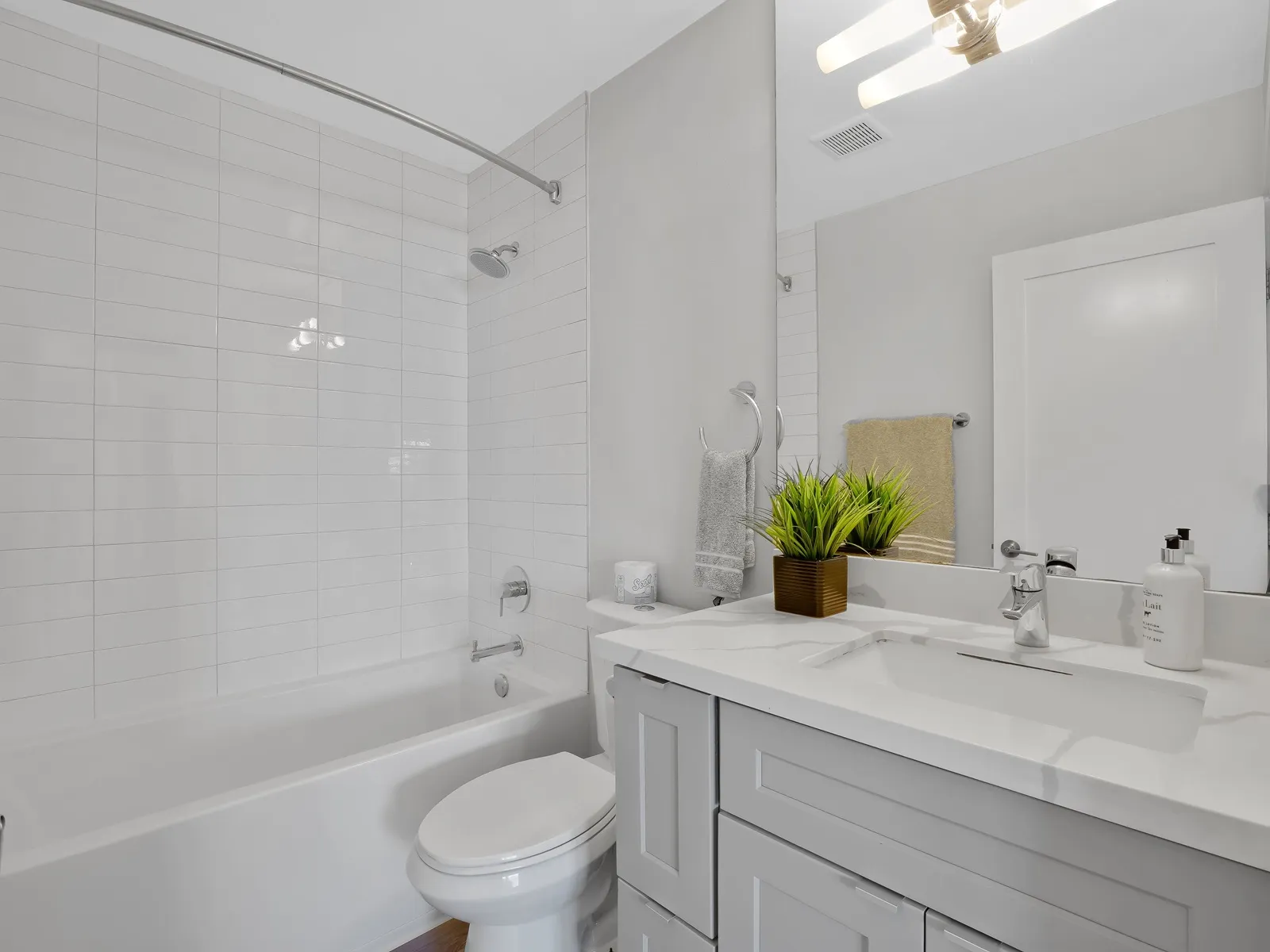 property for rent #15