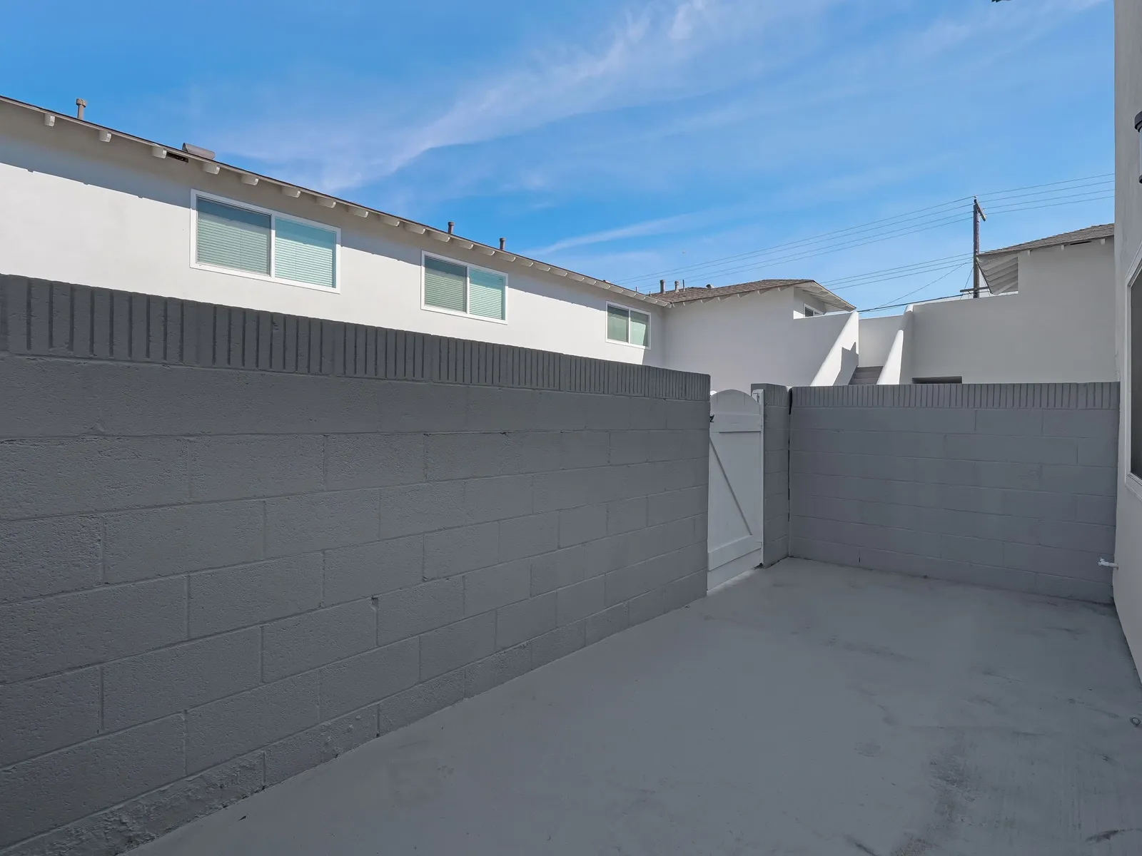 property for rent #16