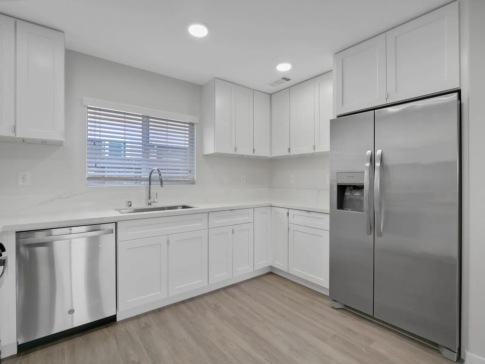 property for rent #3