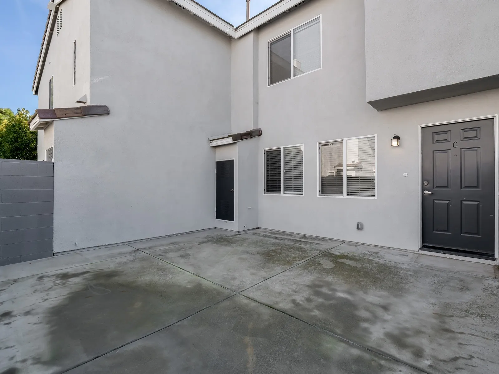 property for rent #15