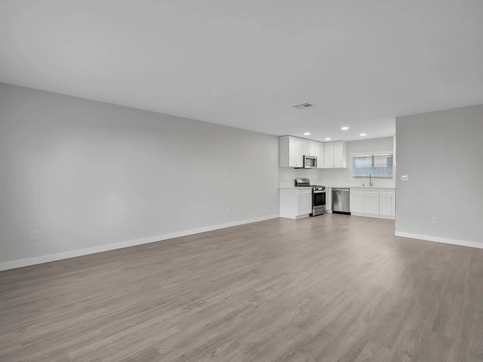 property for rent #4