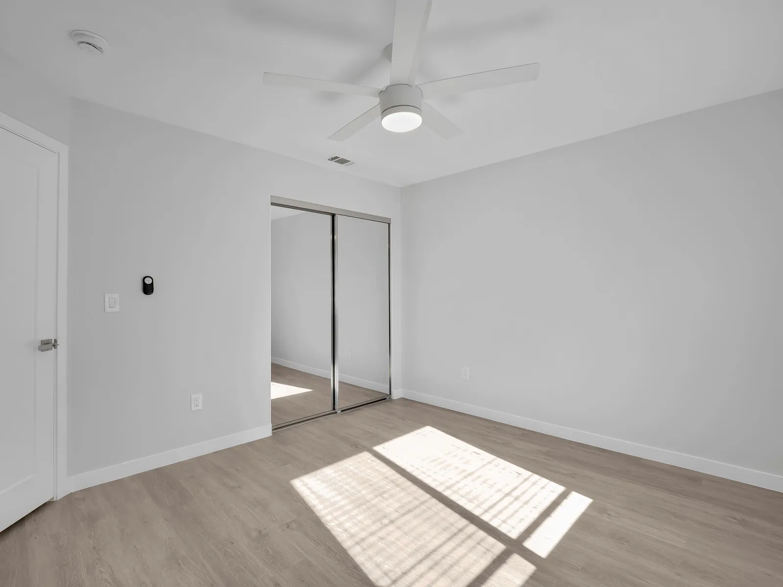 property for rent #9