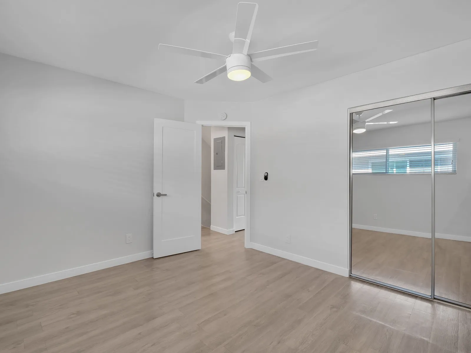 property for rent #10