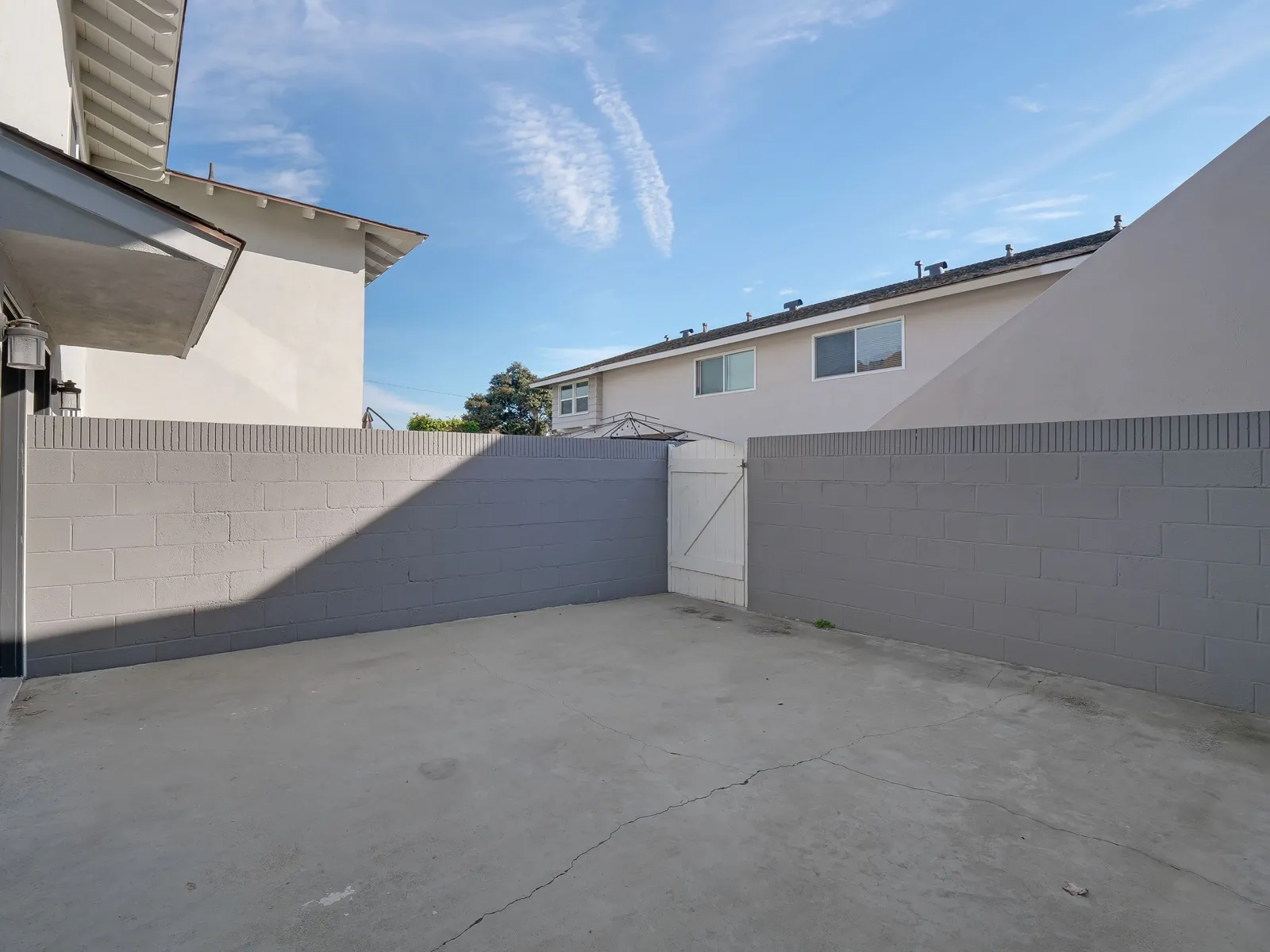 property for rent #16