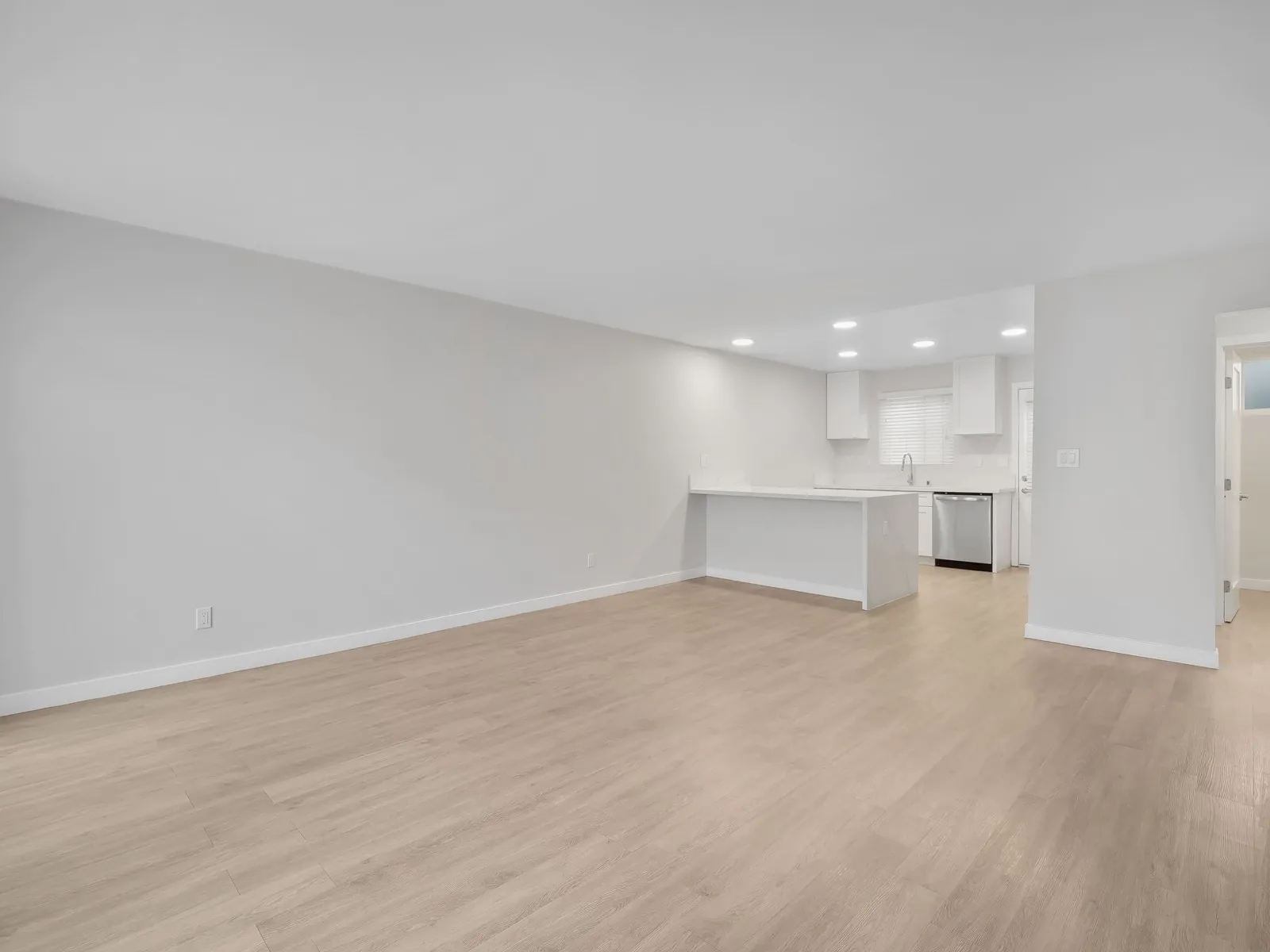 property for rent #4