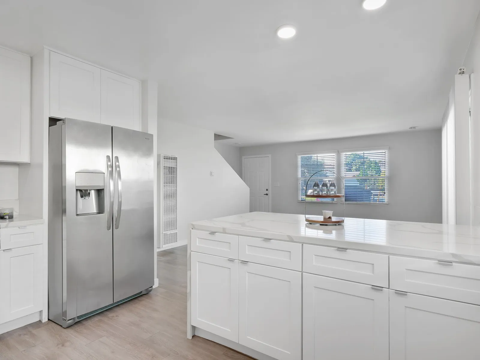 property for rent #1