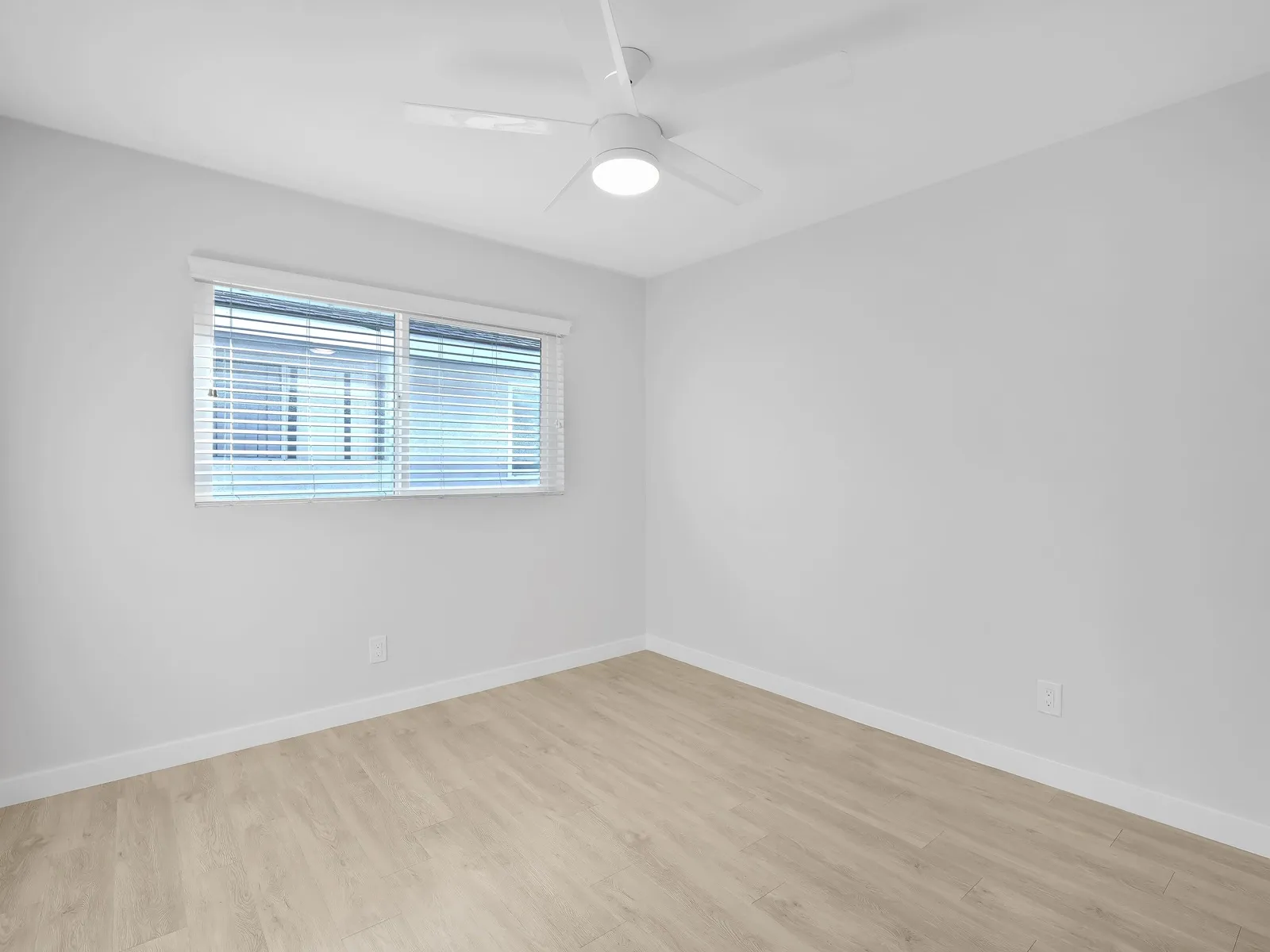 property for rent #11