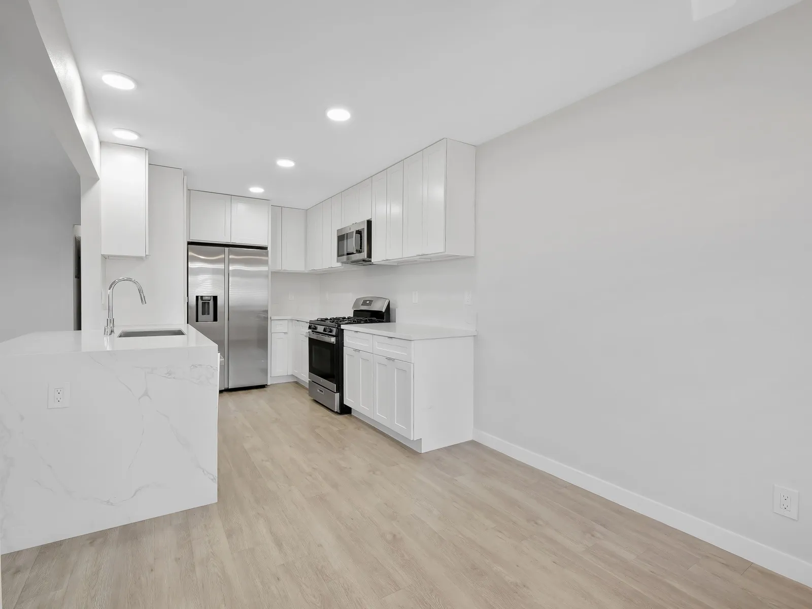 property for rent #4