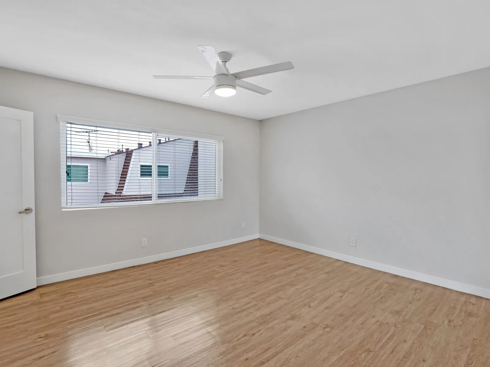 property for rent #26