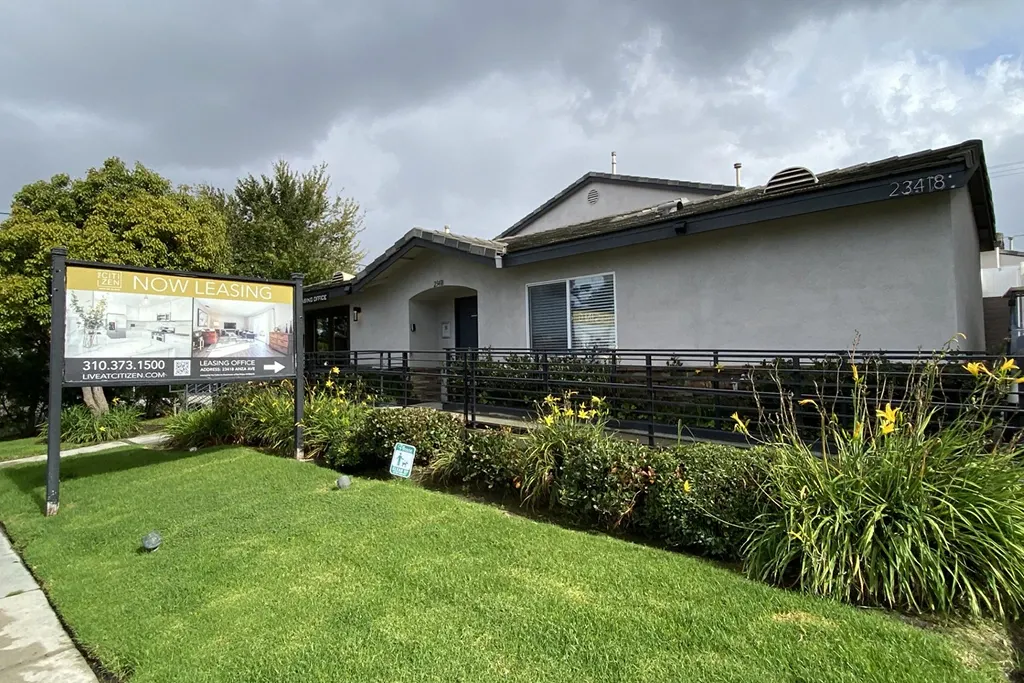 property for rent #1