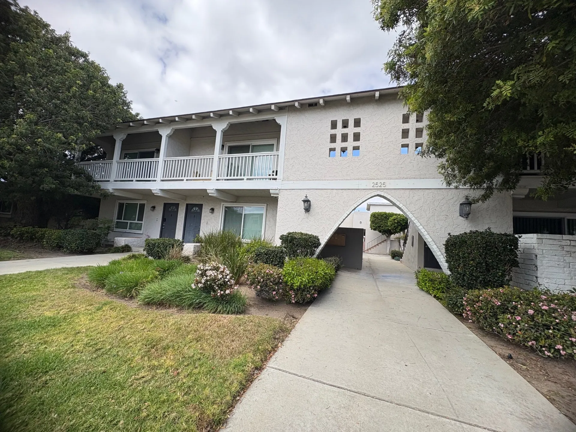 property for rent #13