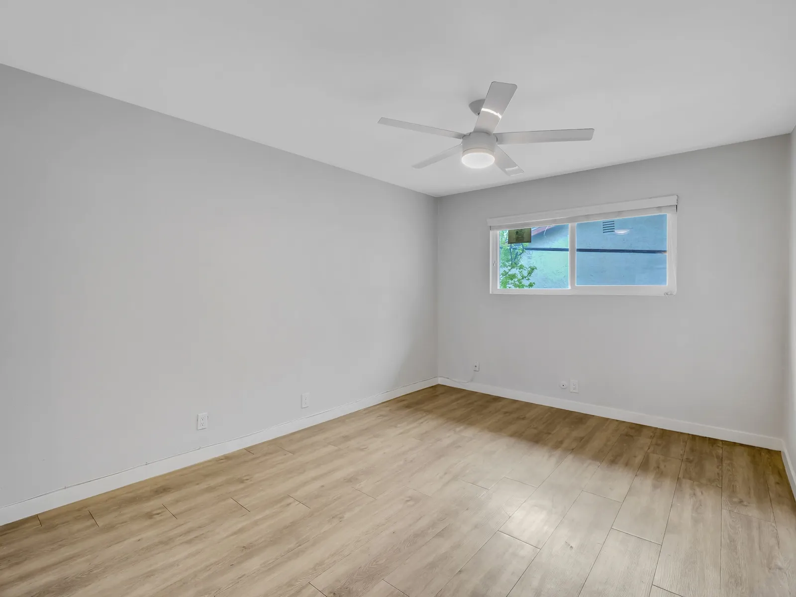 property for rent #10