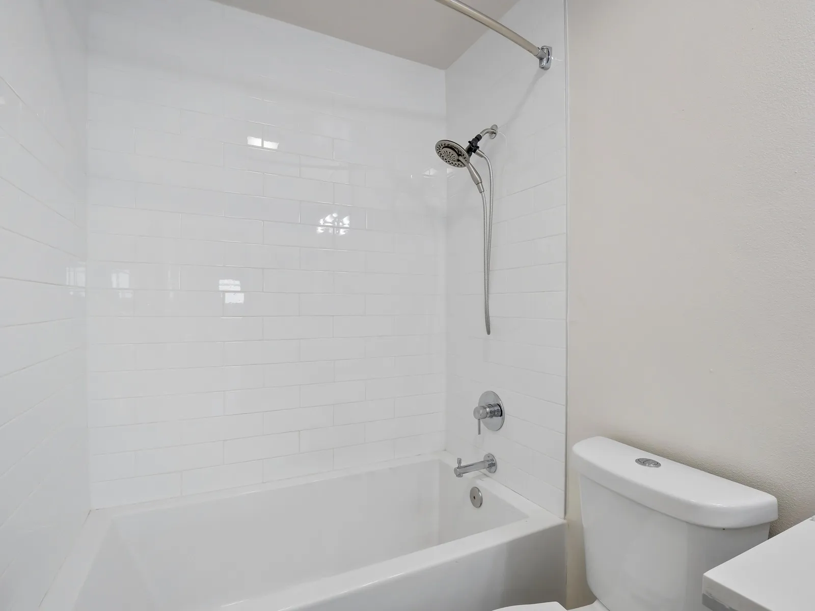 property for rent #12